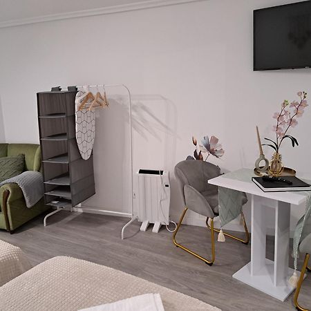 Solpor 2 Apartment ปอร์ริญโญ ภายนอก รูปภาพ